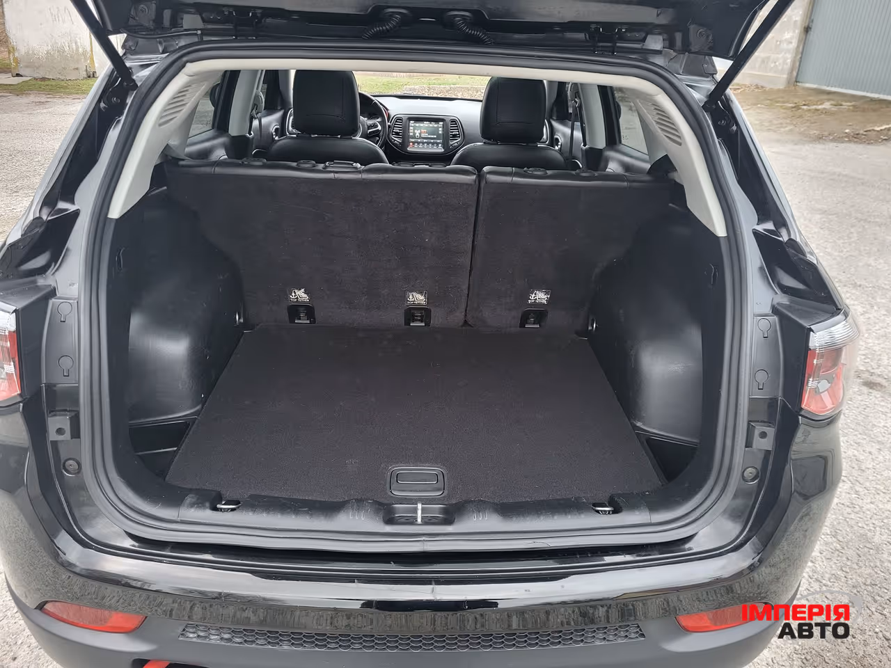 Jeep Compass - фото 6