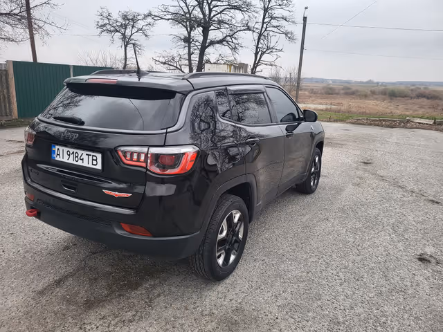 Jeep Compass - фото 5