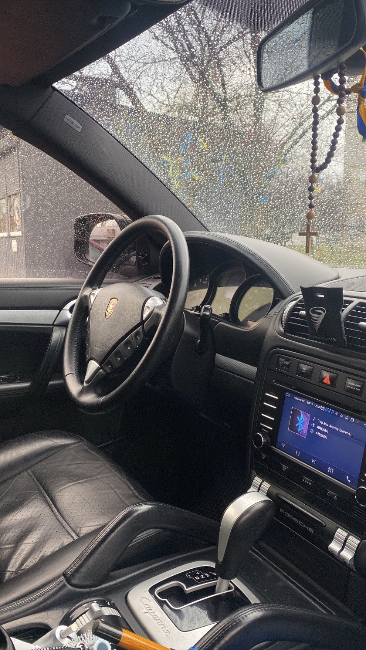 Porsche Cayenne - фото 23