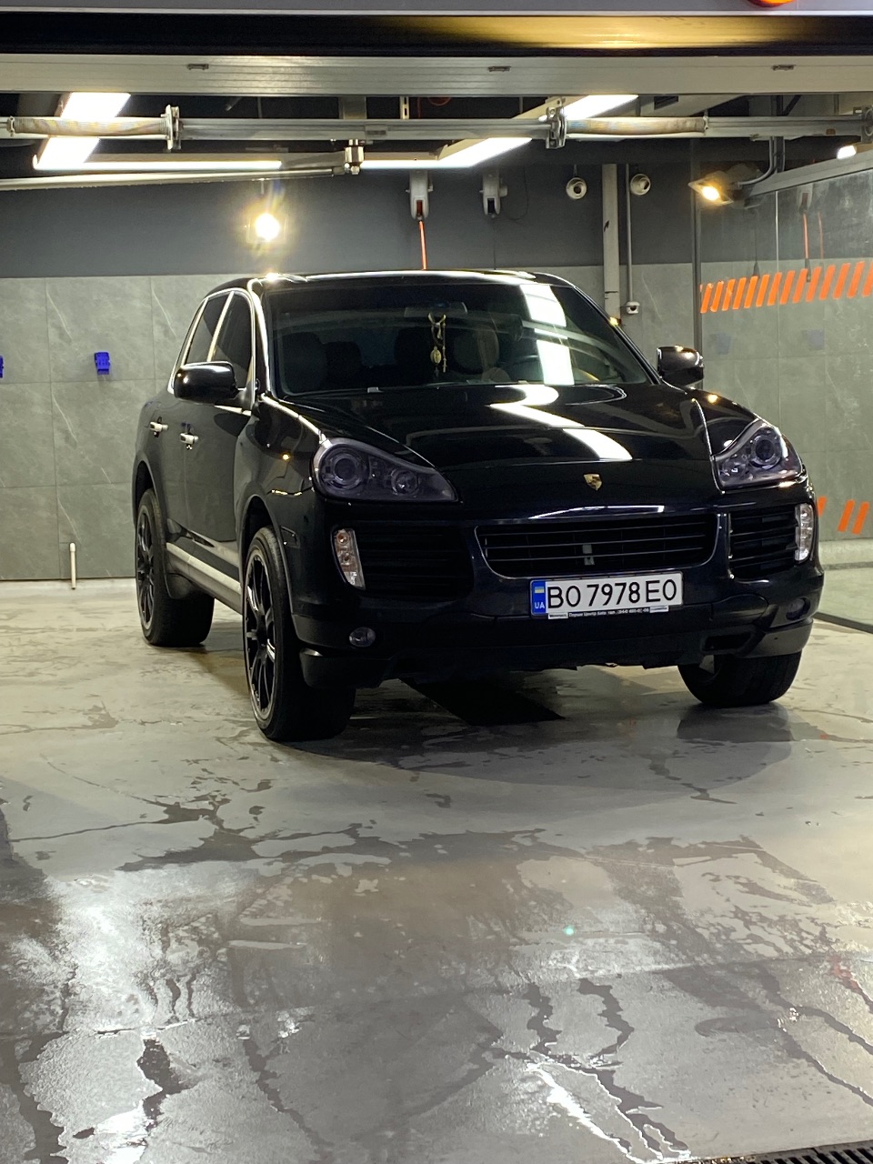 Porsche Cayenne - фото 35