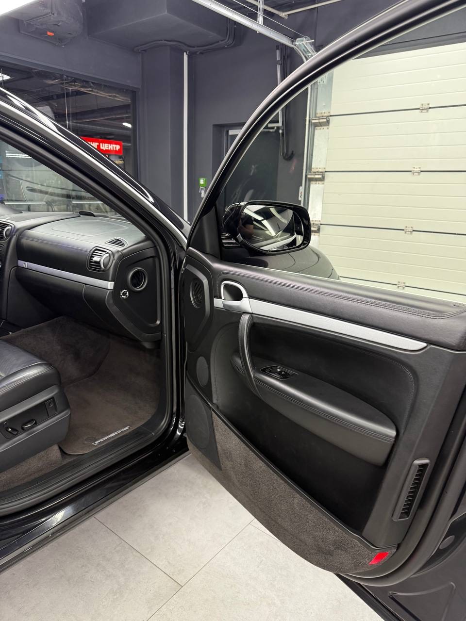 Porsche Cayenne - фото 24