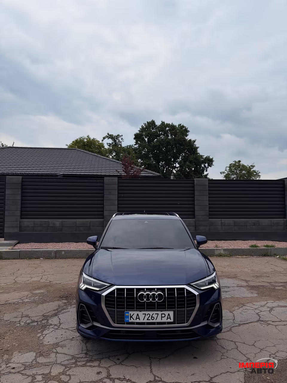Audi Q3 - фото 1