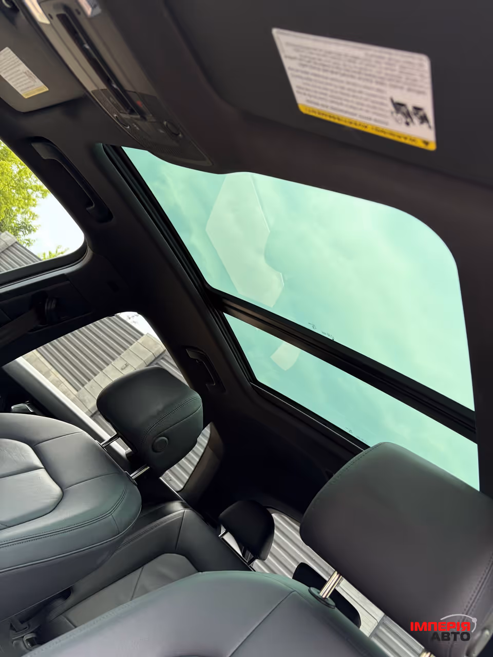 Audi Q3 - фото 10