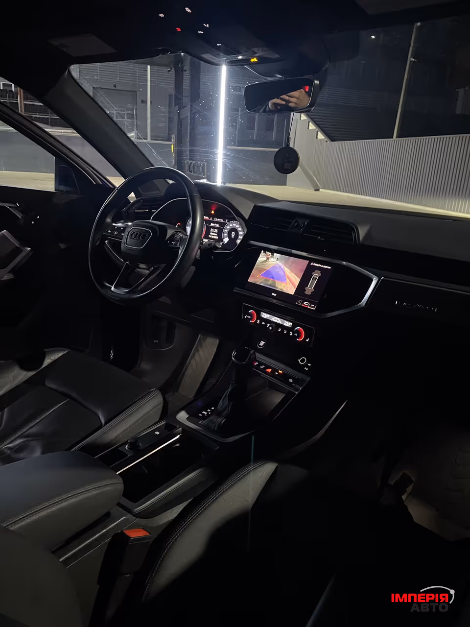 Audi Q3 - фото 23