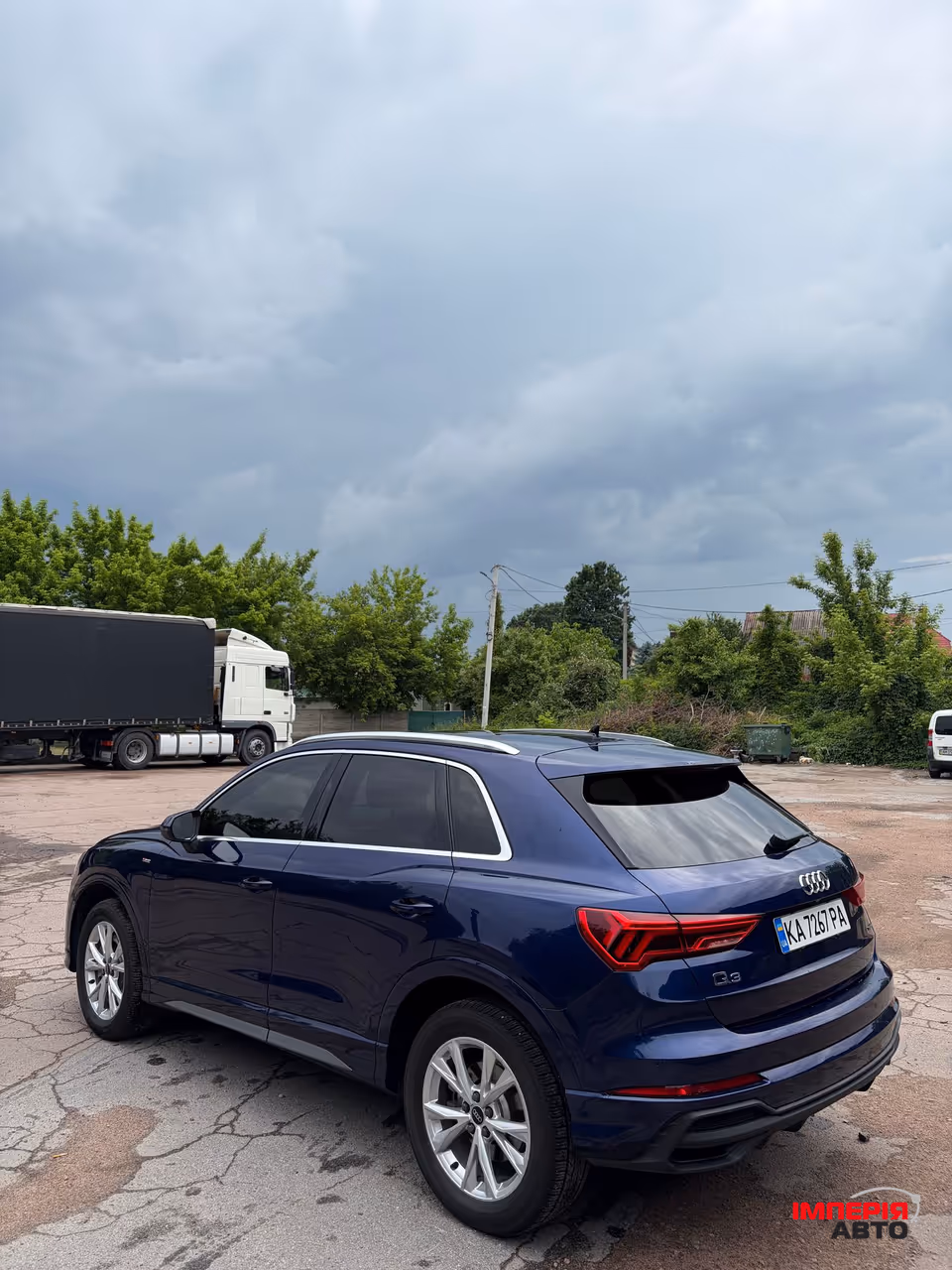 Audi Q3 - фото 3