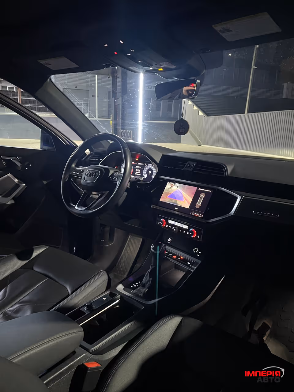 Audi Q3 - фото 20