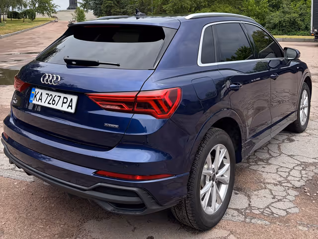 Audi Q3 - фото 5