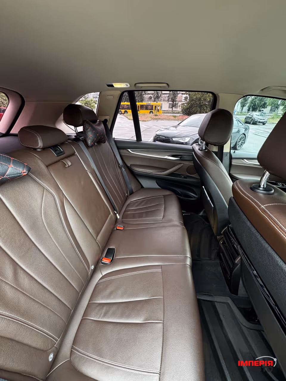 BMW X5 - фото 6
