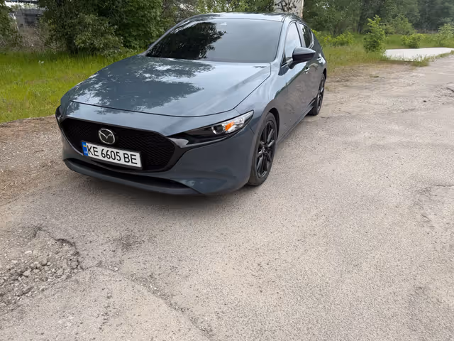 Mazda 3 - фото 1
