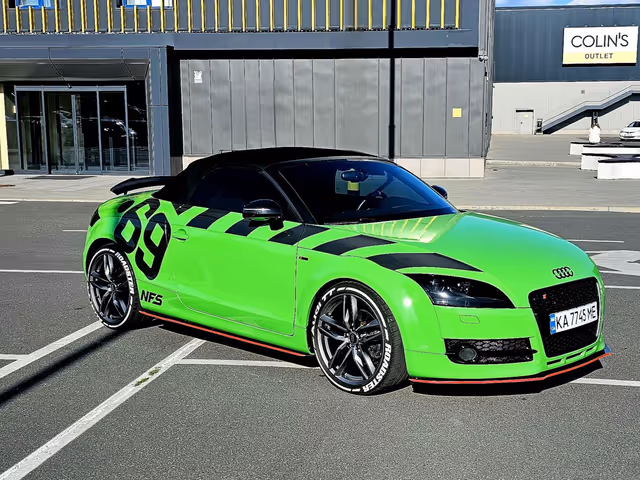 Audi TT - фото 1