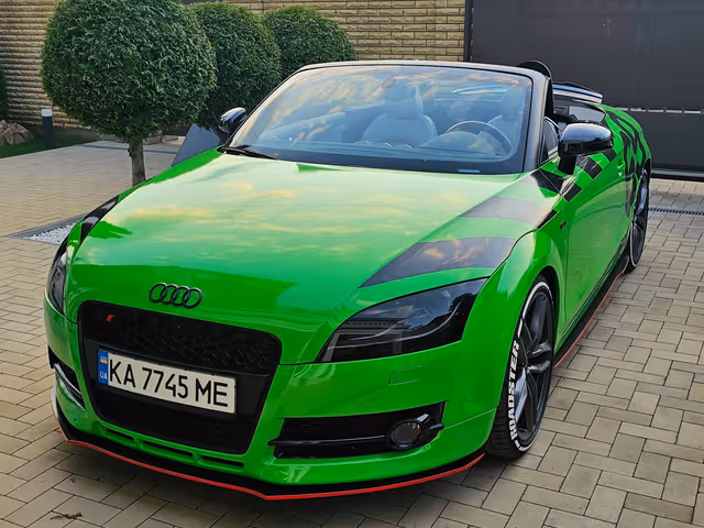 Audi TT - фото 2