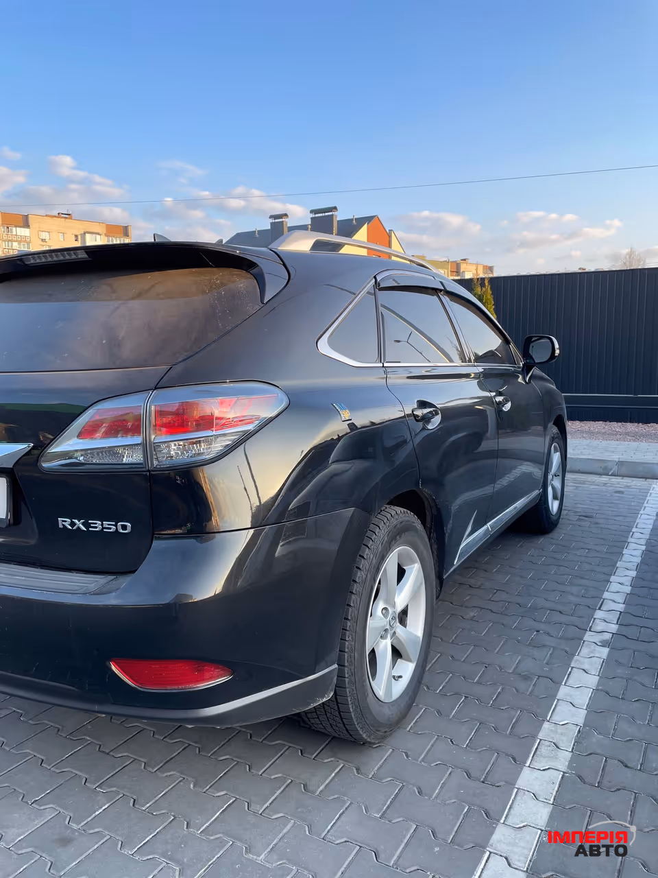 Lexus RX - фото 11