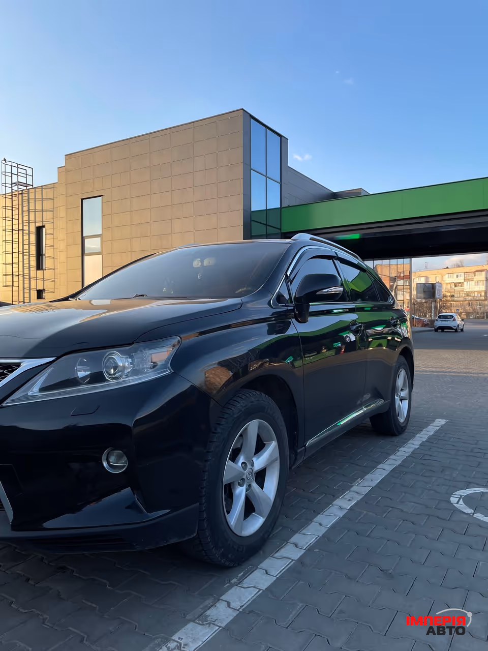 Lexus RX - фото 16