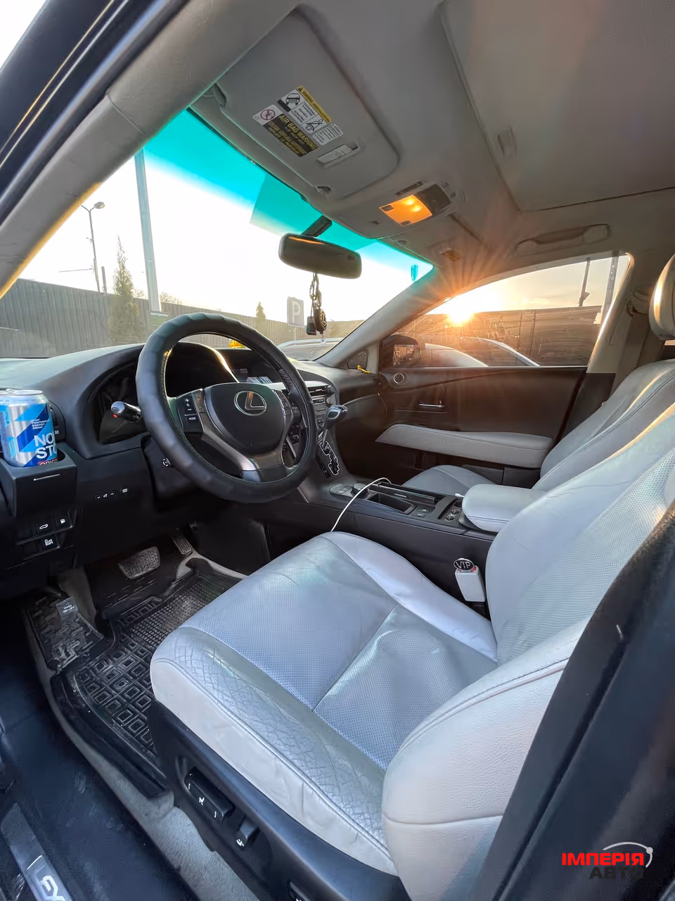 Lexus RX - фото 13