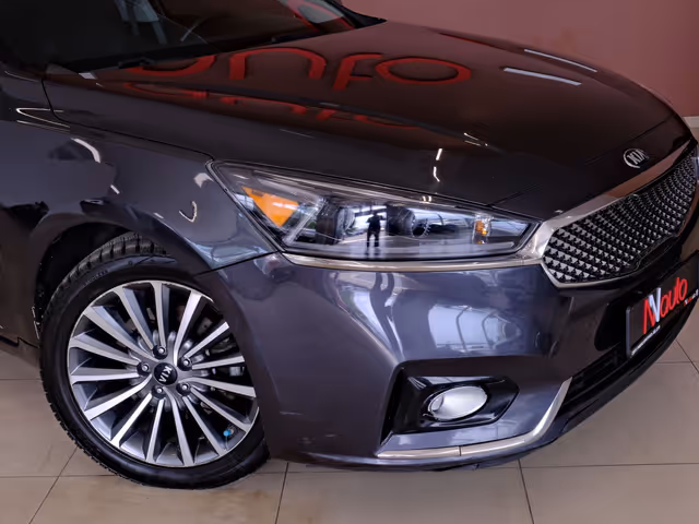 Kia Cadenza - фото 3