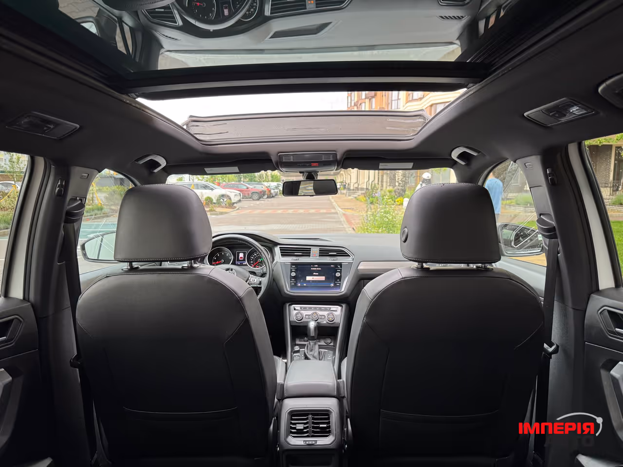 Volkswagen Tiguan - фото 7
