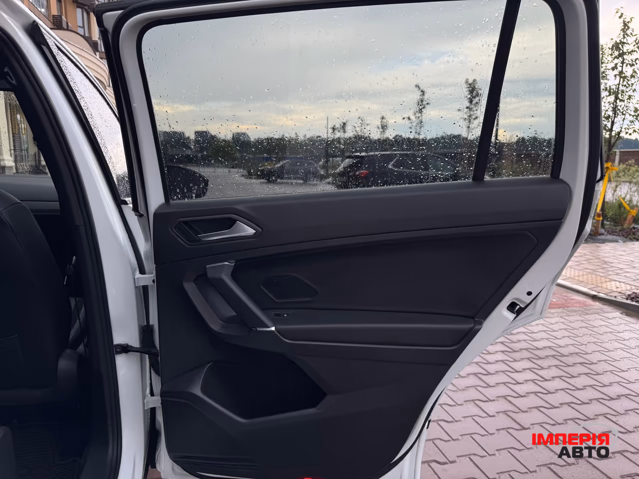 Volkswagen Tiguan - фото 28