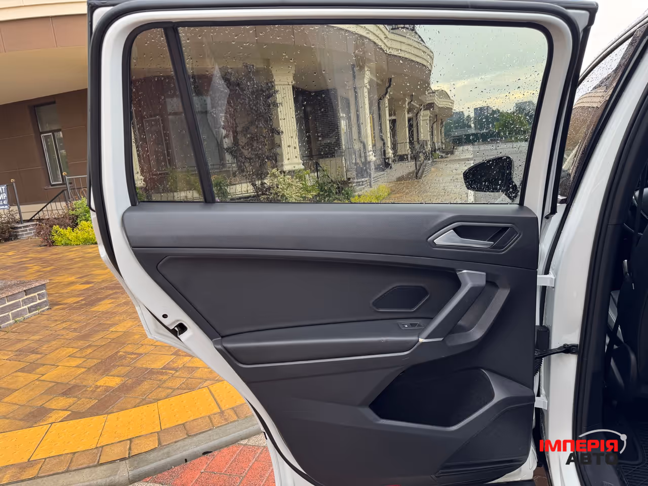 Volkswagen Tiguan - фото 23