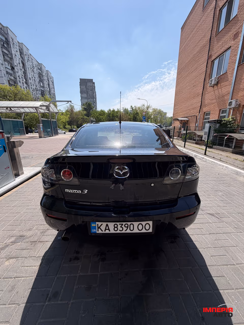 Mazda 3 - фото 4