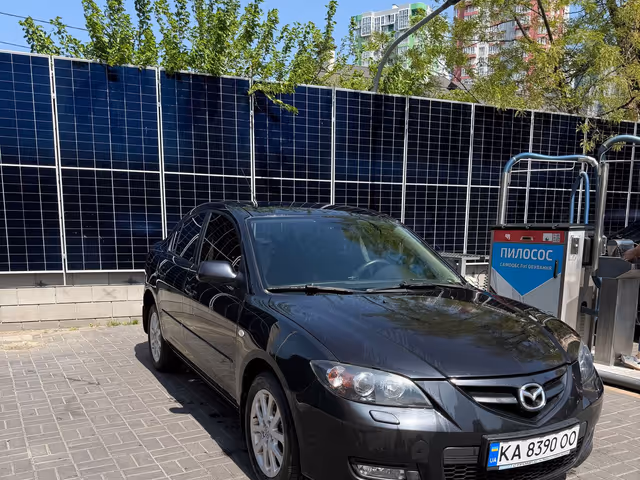 Mazda 3 - фото 3