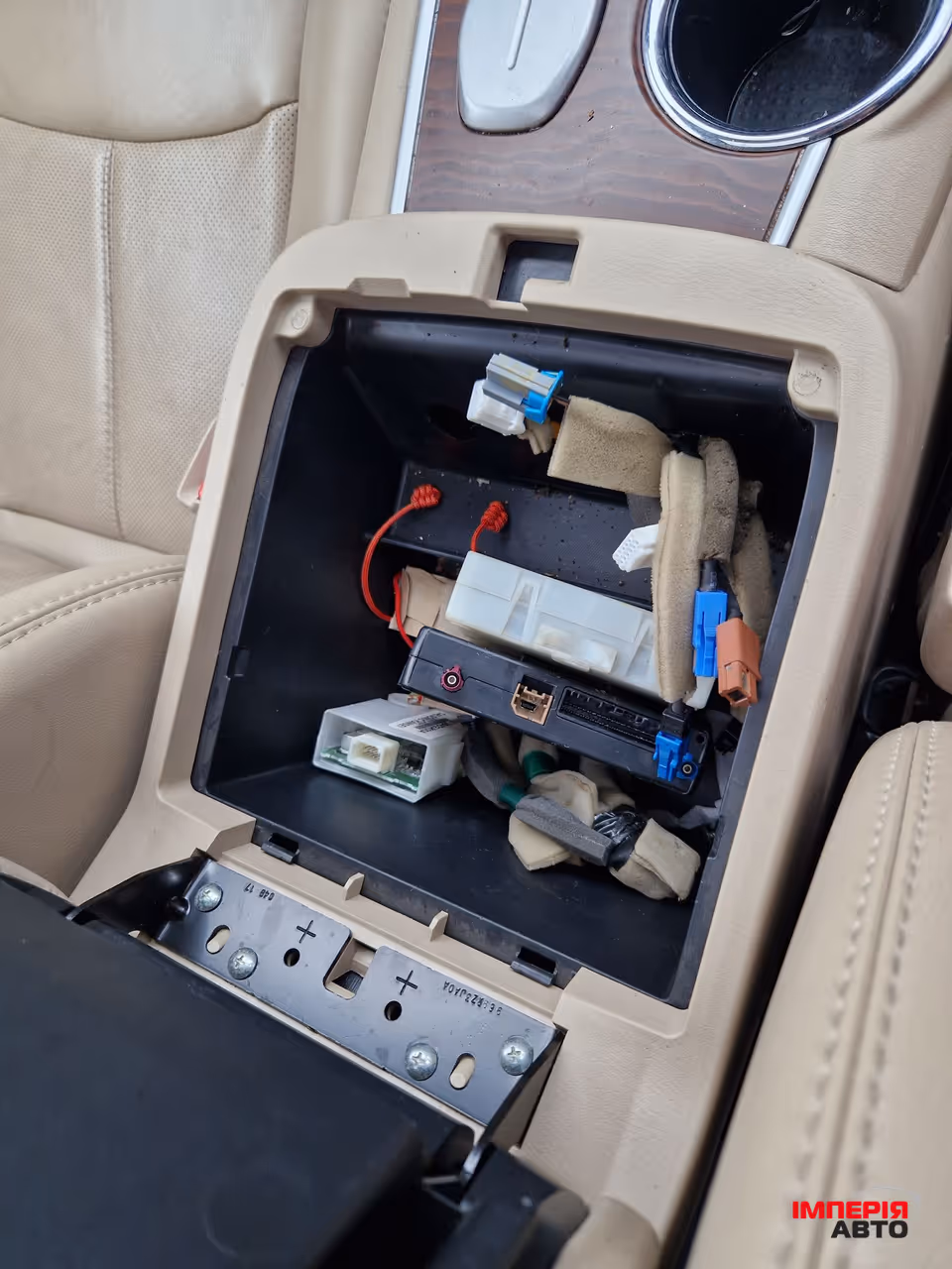 Nissan Pathfinder - фото 23