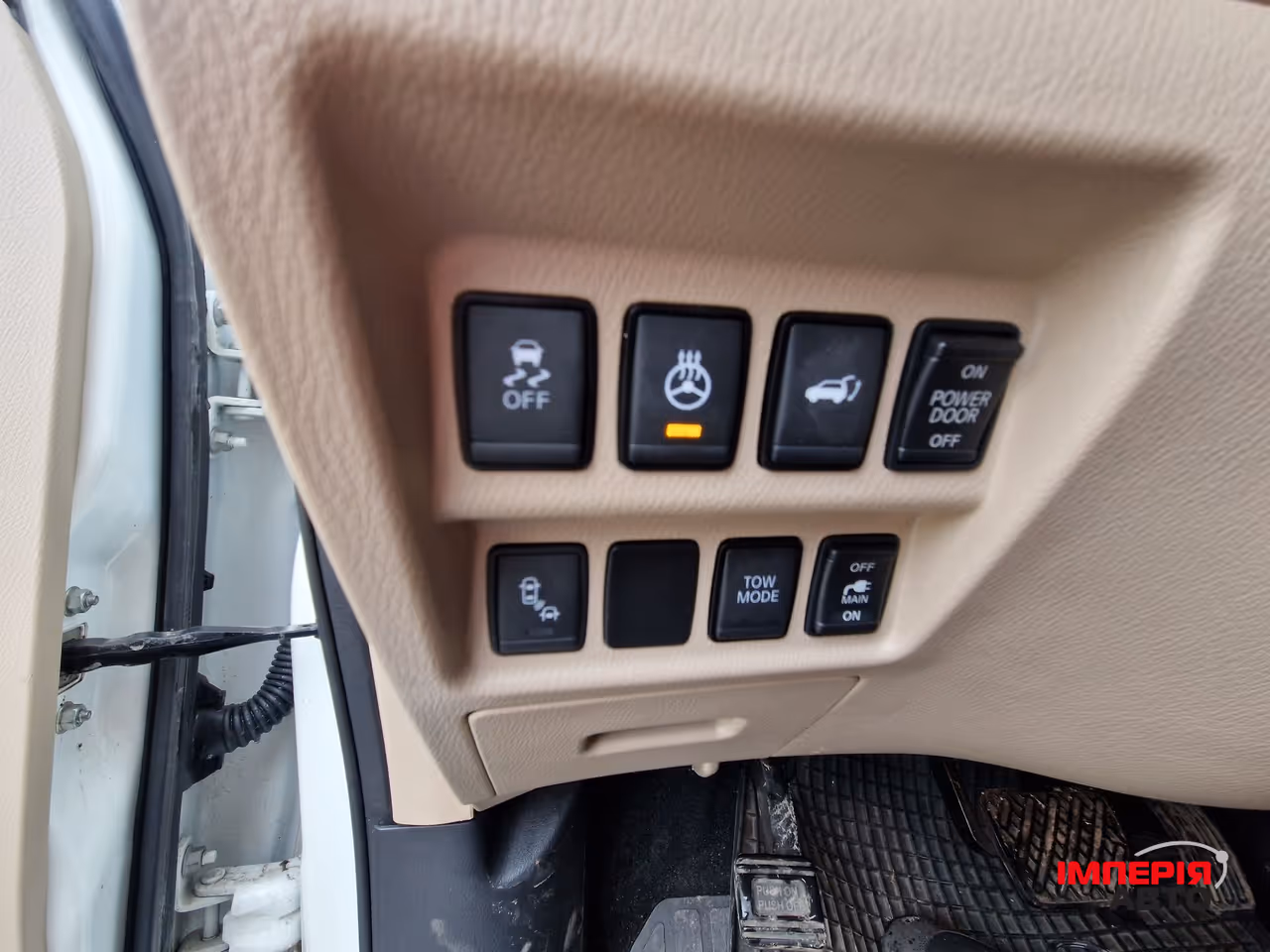 Nissan Pathfinder - фото 12