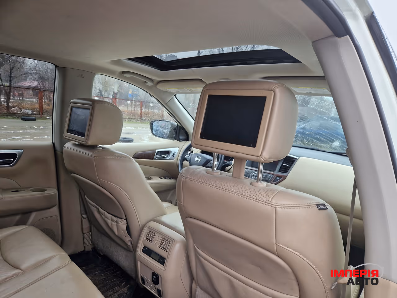 Nissan Pathfinder - фото 19