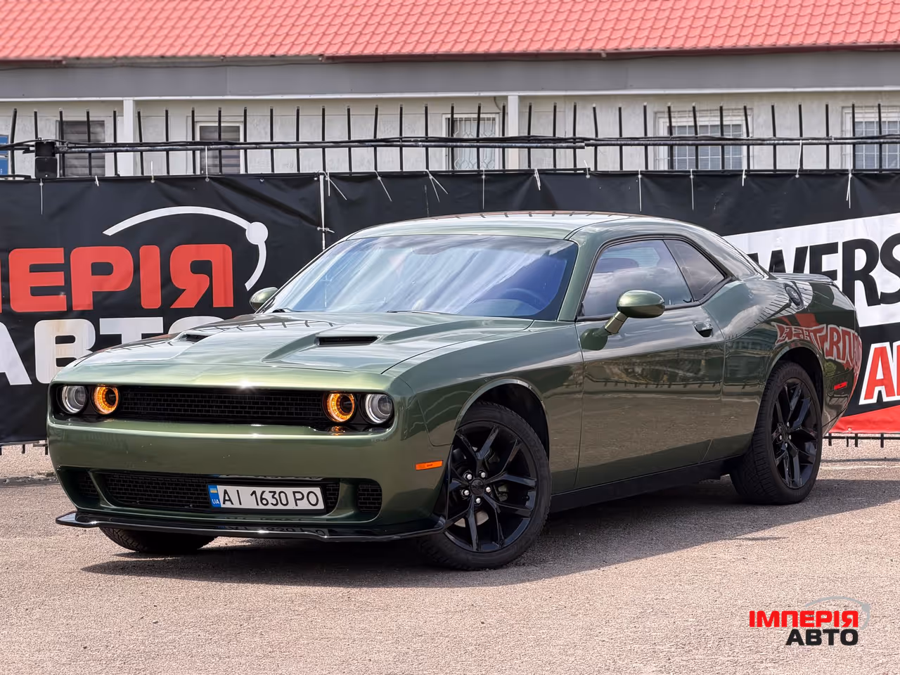 Dodge Challenger - фото 2