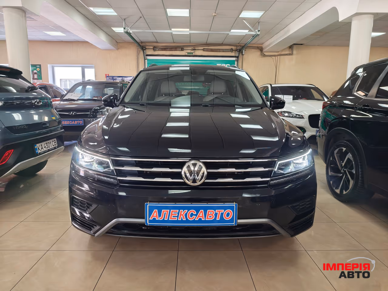 Volkswagen Tiguan - фото 2