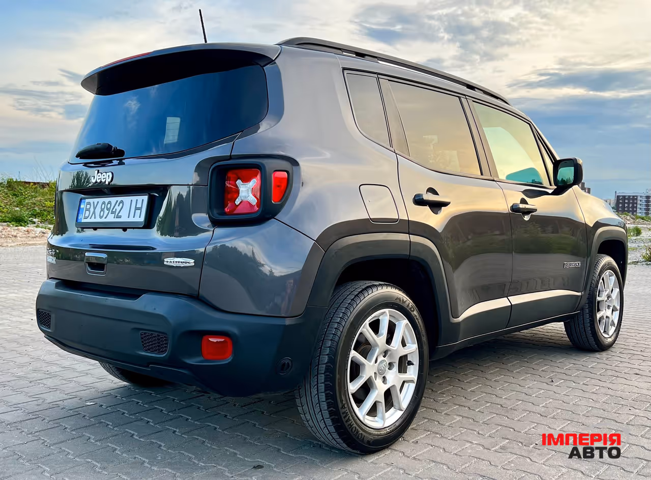 Jeep Renegade - фото 8