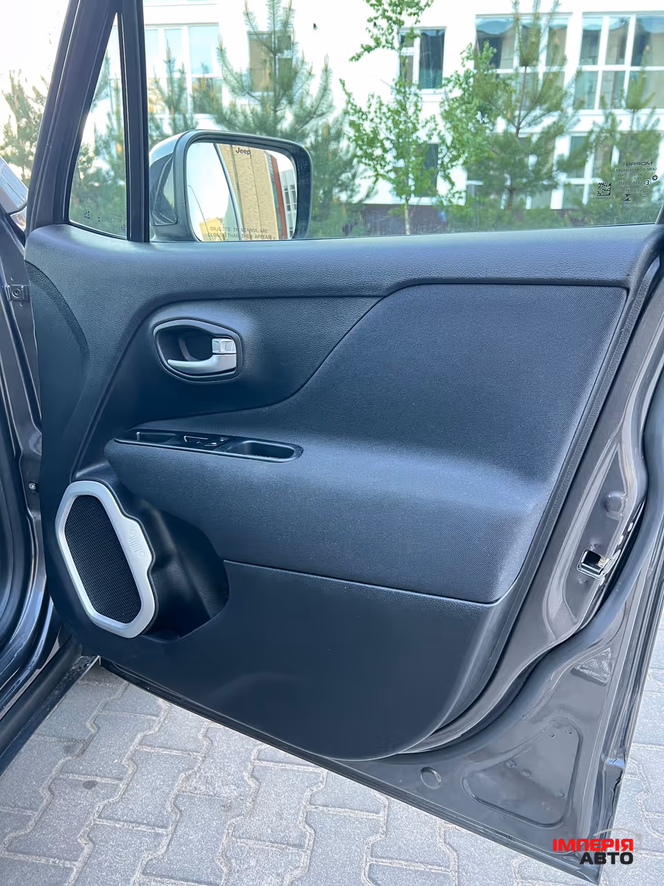 Jeep Renegade - фото 18