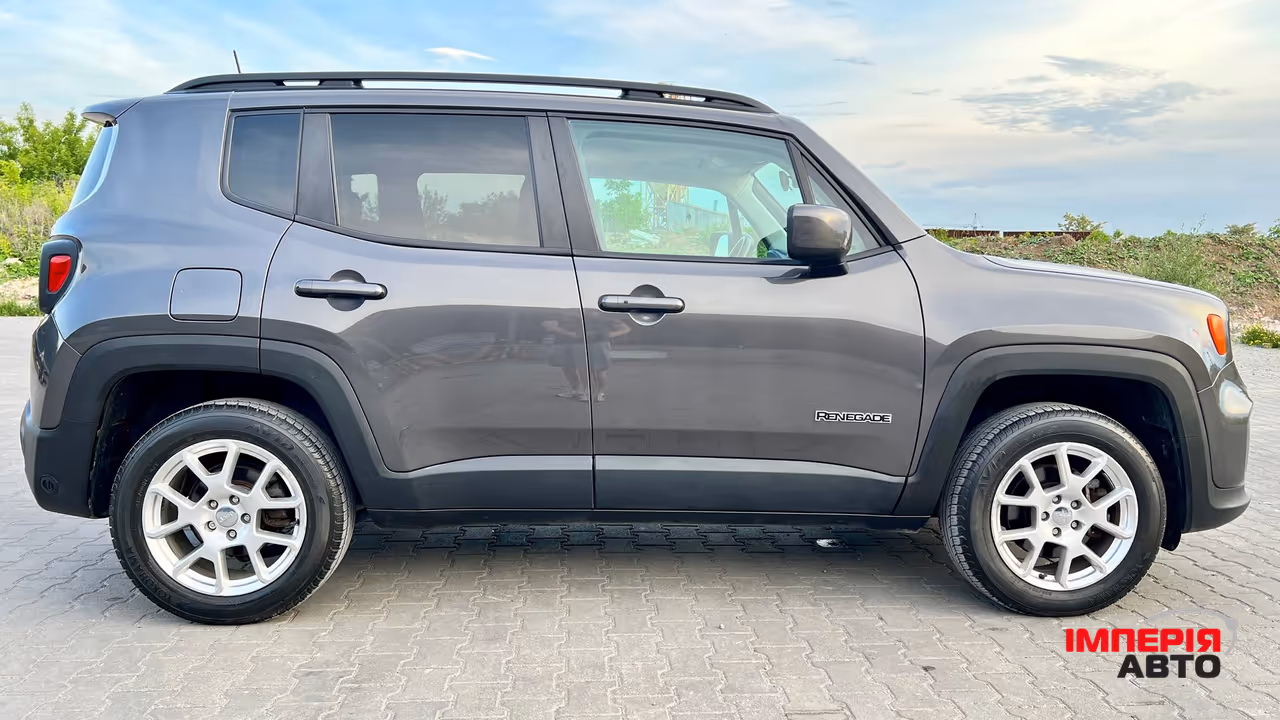 Jeep Renegade - фото 4