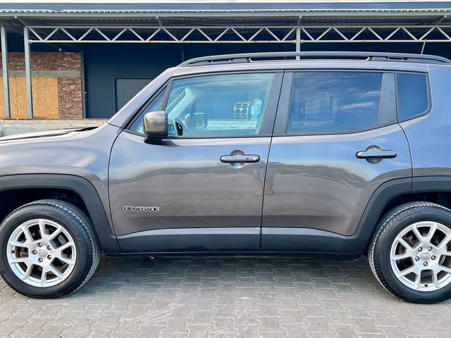 Jeep Renegade - фото 5
