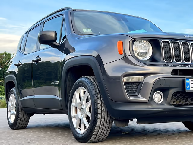 Jeep Renegade - фото 2