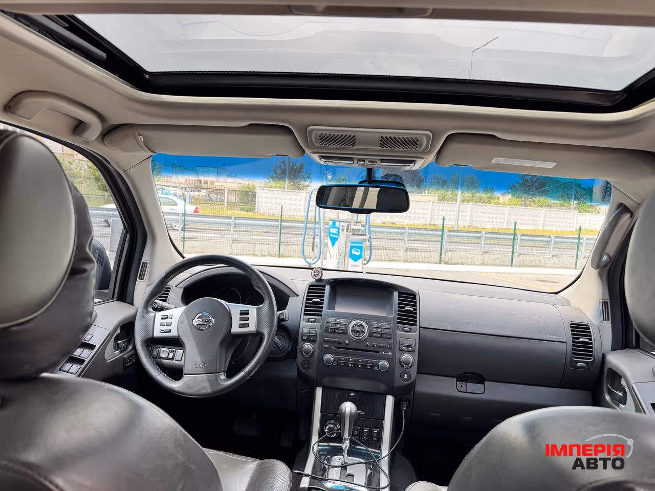 Nissan Pathfinder - фото 10