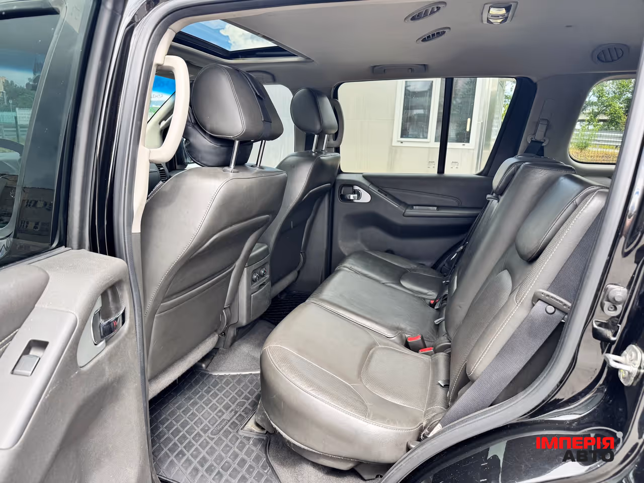 Nissan Pathfinder - фото 6