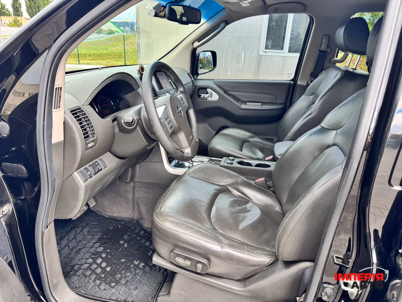 Nissan Pathfinder - фото 5