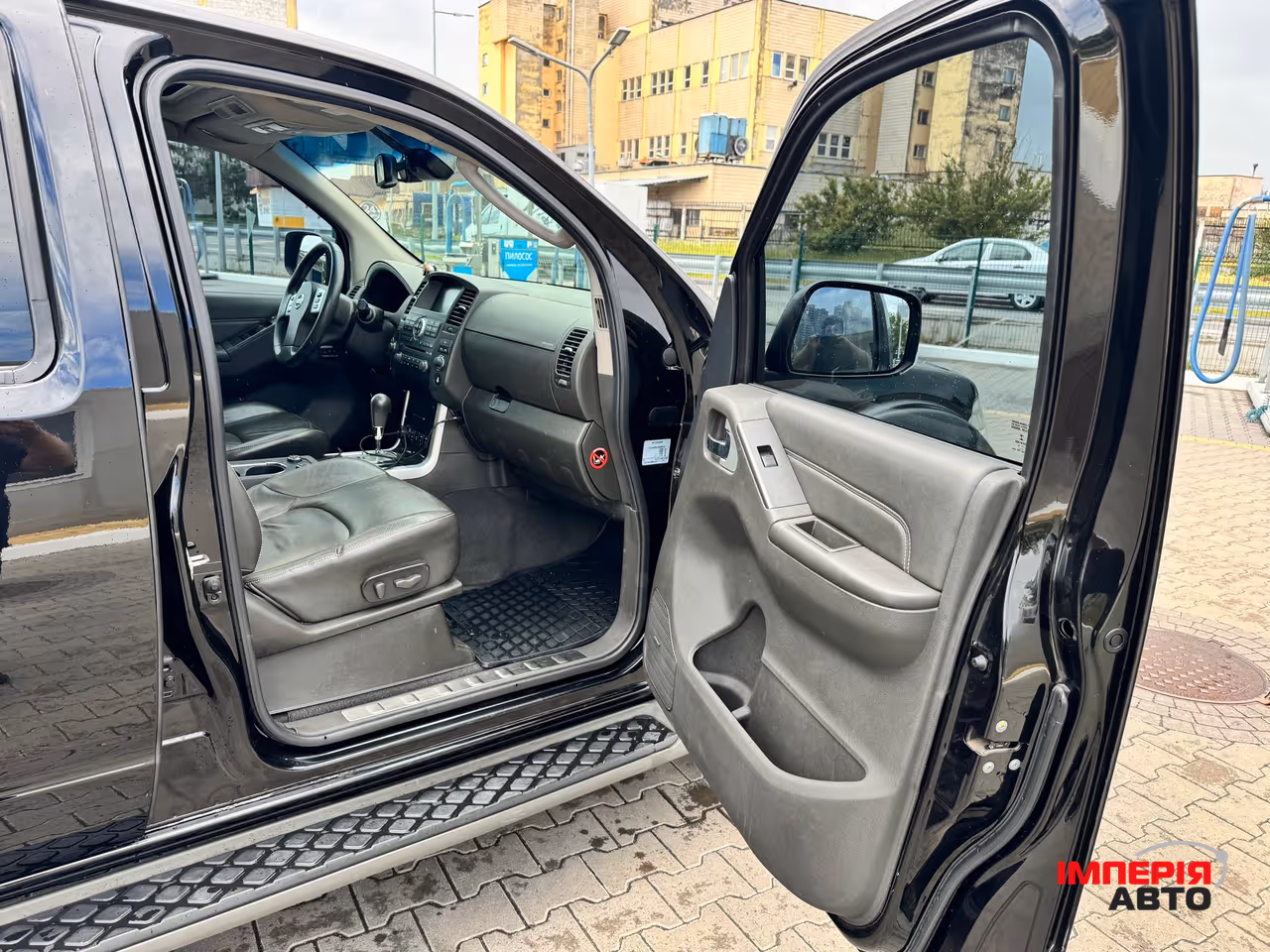 Nissan Pathfinder - фото 8