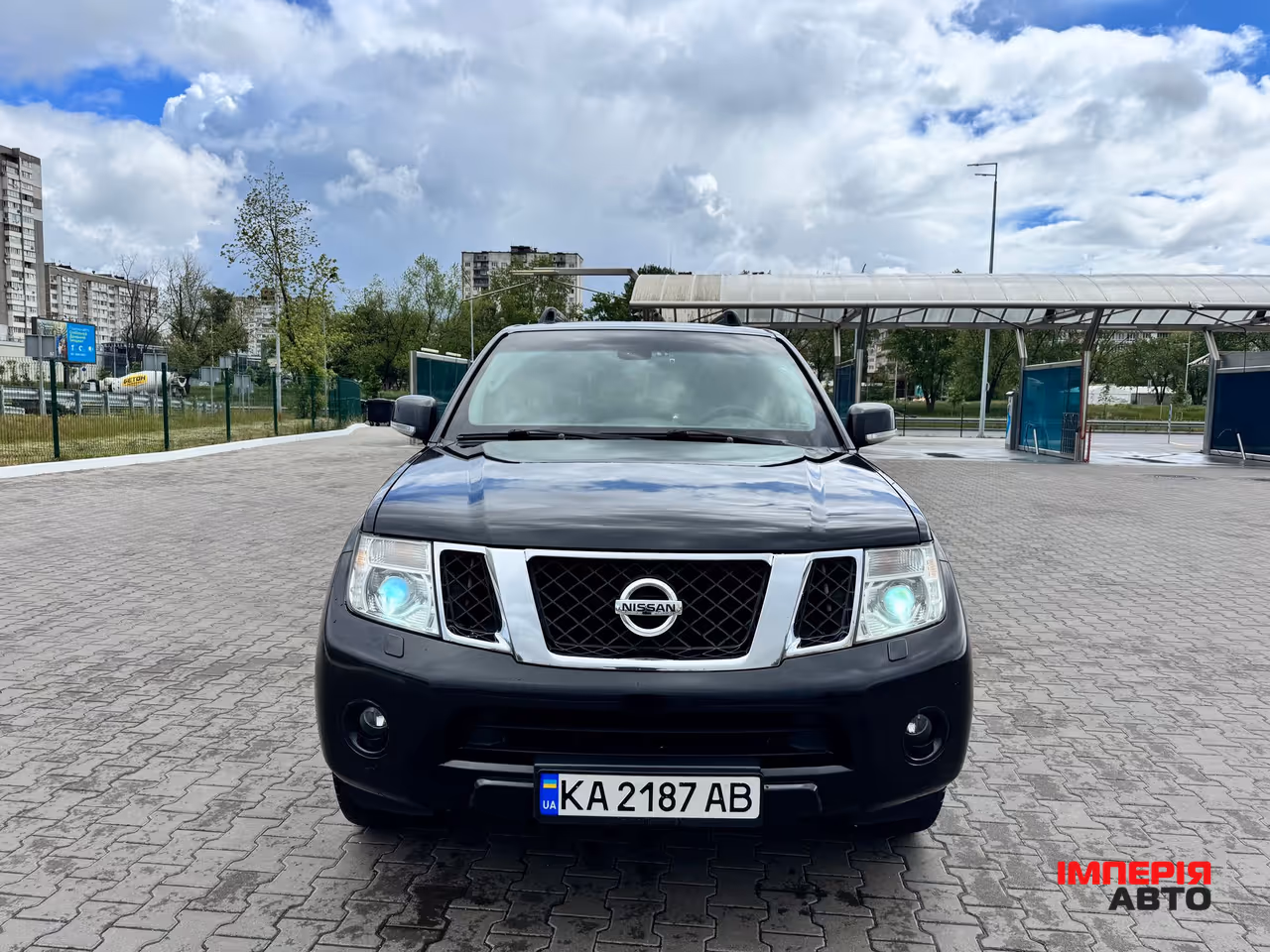 Nissan Pathfinder - фото 2