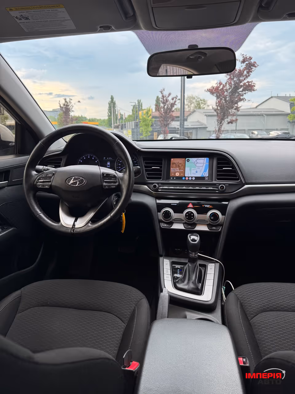 Hyundai Elantra - фото 5