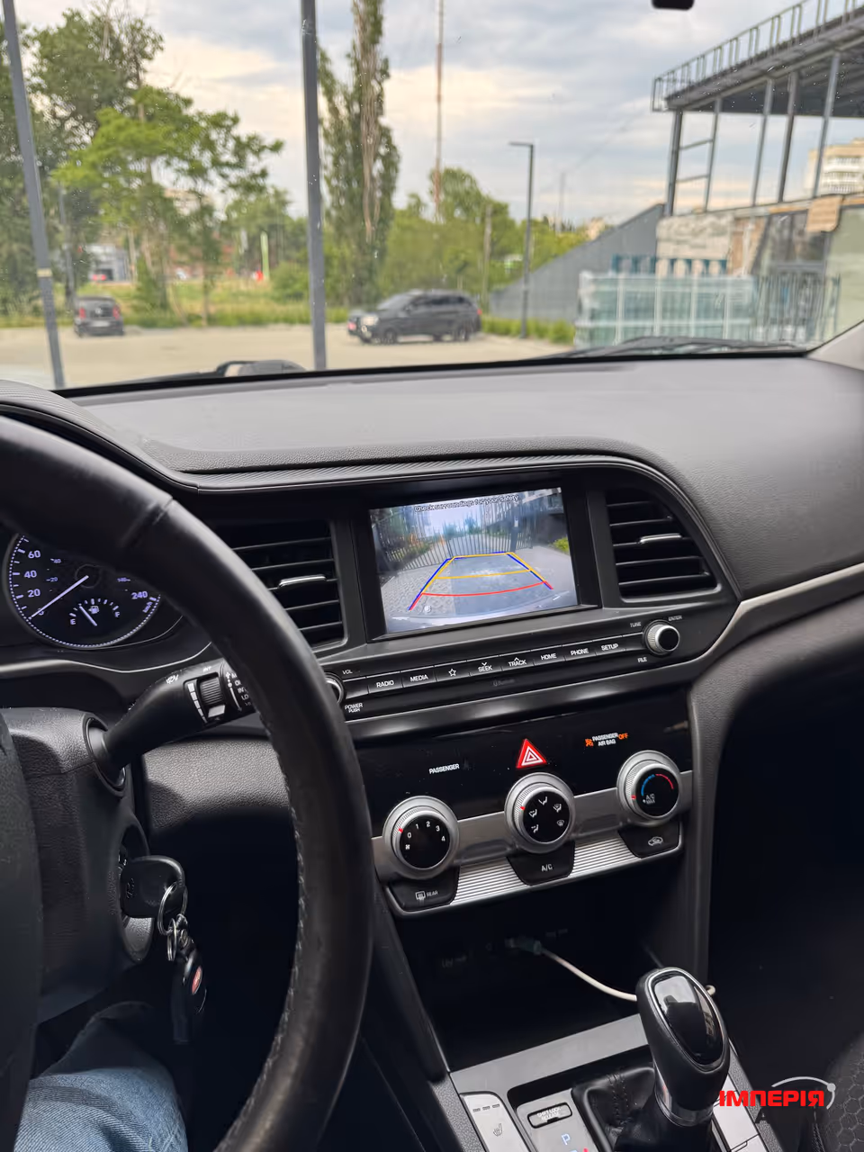 Hyundai Elantra - фото 6