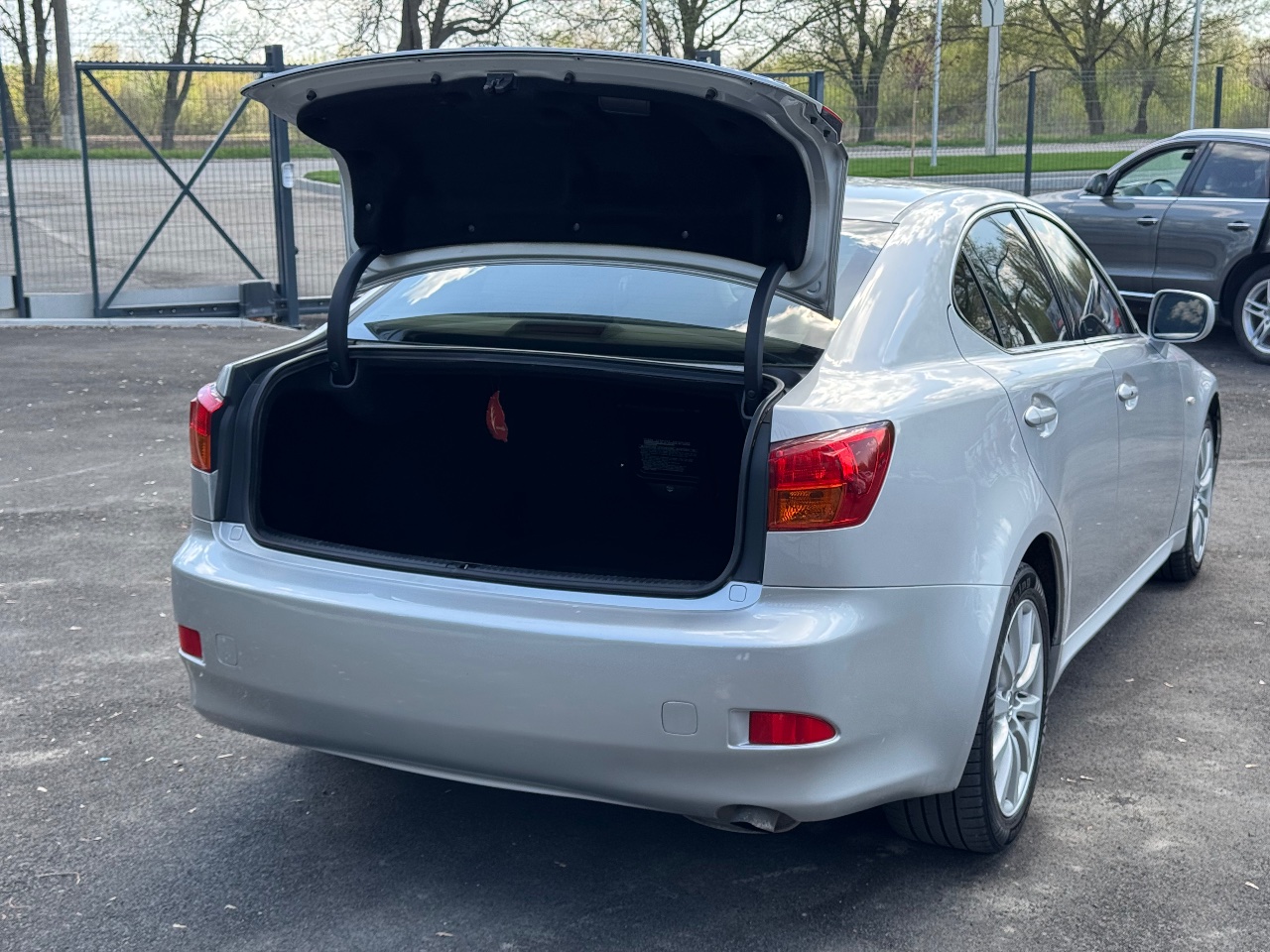 Lexus IS - фото 19