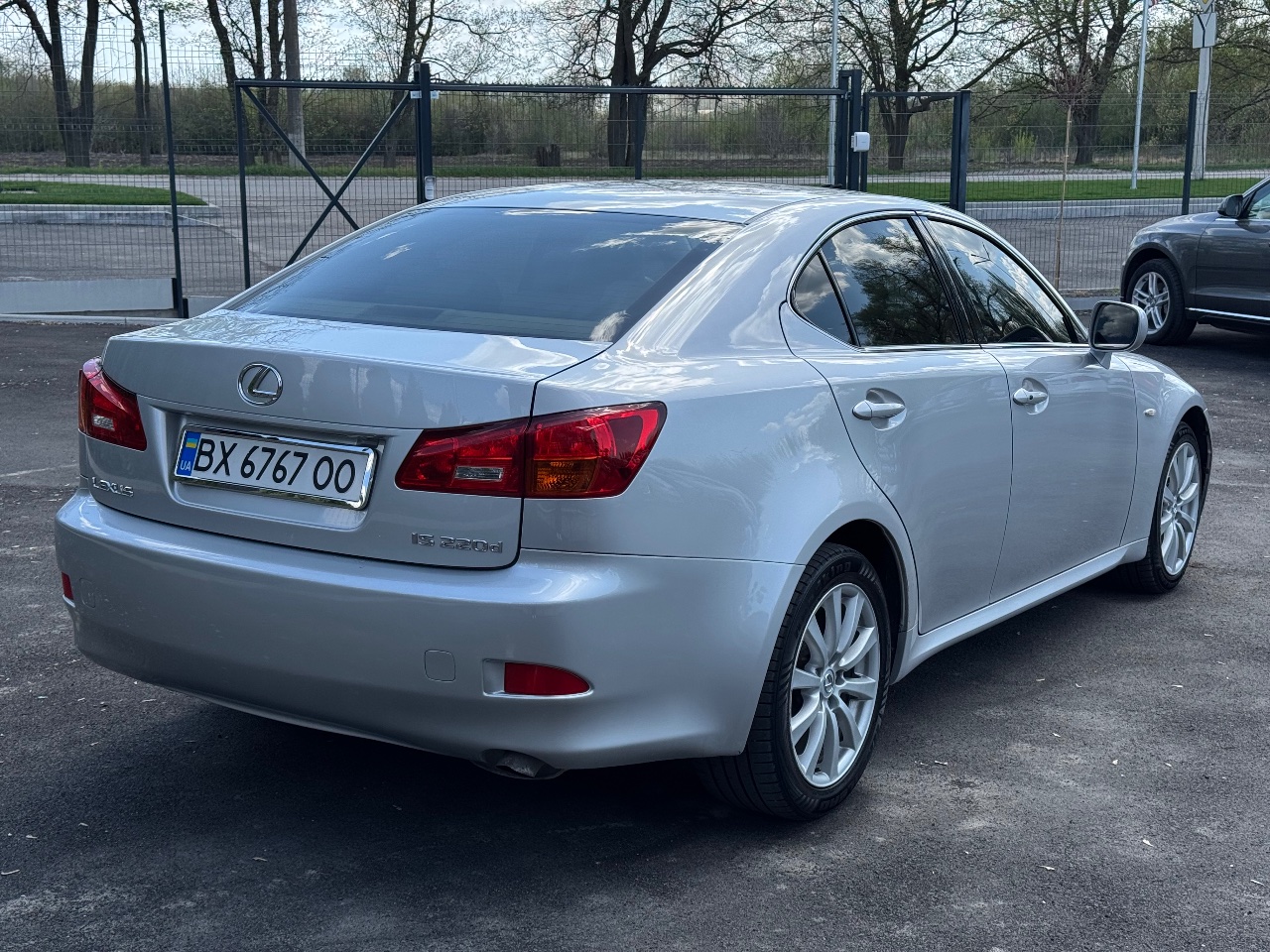 Lexus IS - фото 11