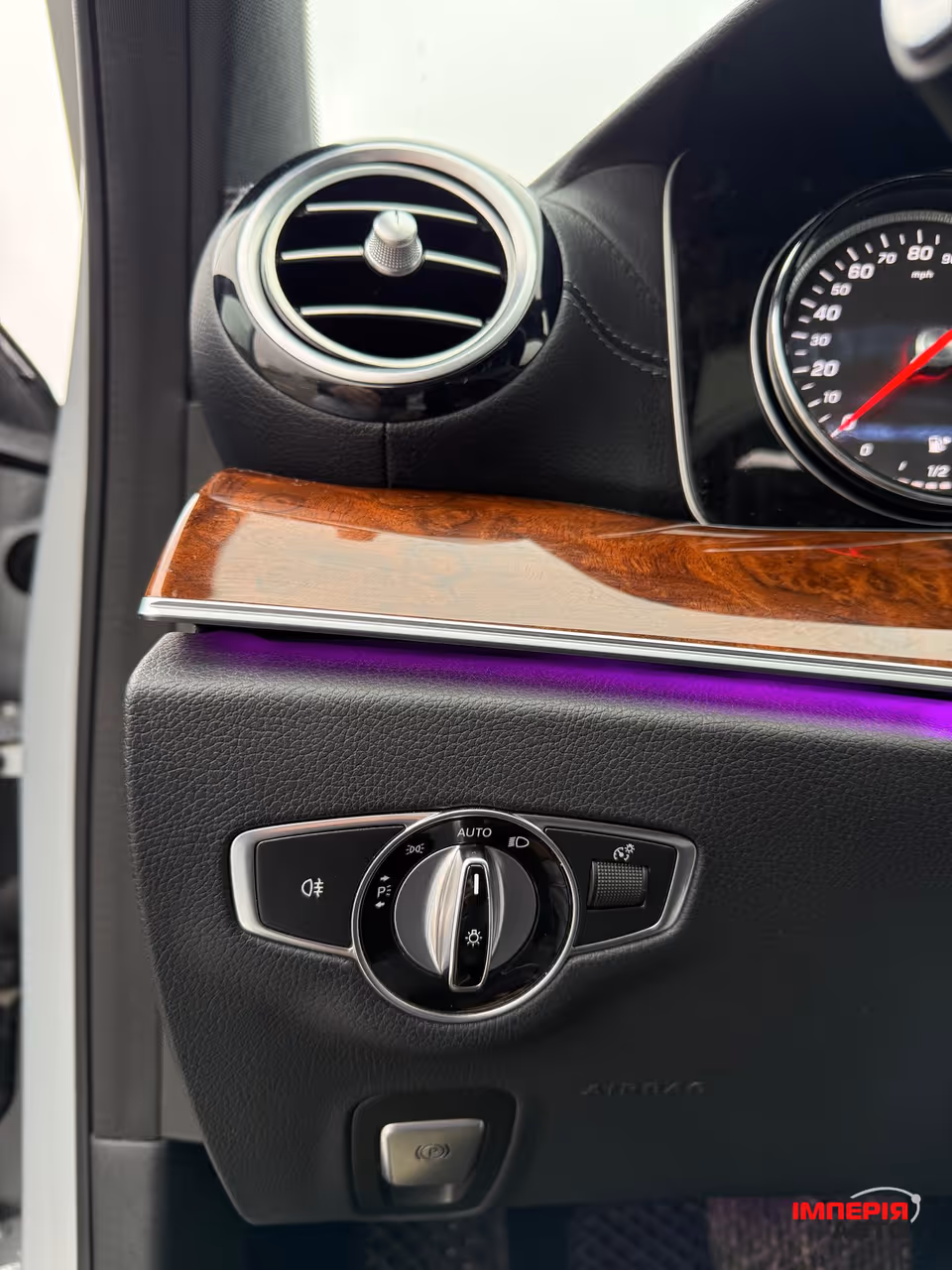 Mercedes-Benz E-Класс - фото 18