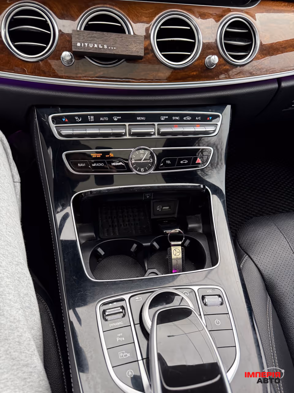 Mercedes-Benz E-Класс - фото 16