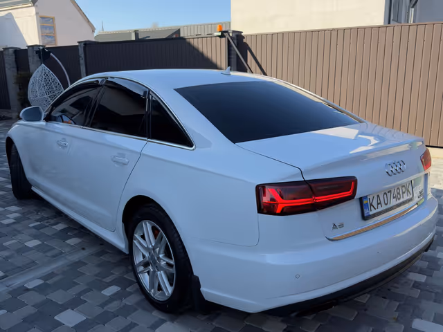 Audi A6 - фото 5