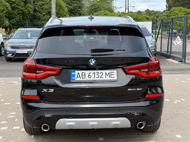 BMW X3 - фото 3