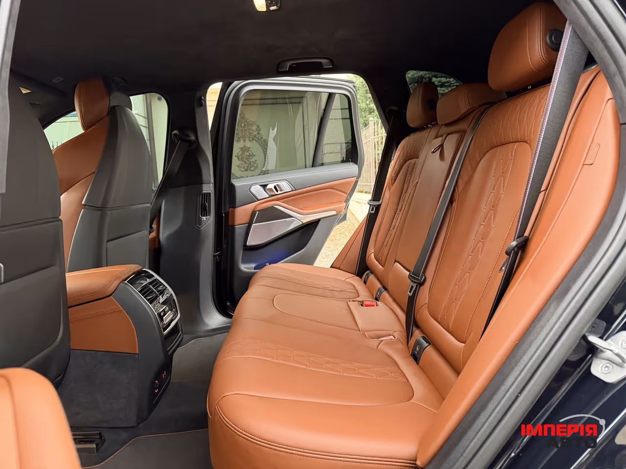 BMW X5 M - фото 25