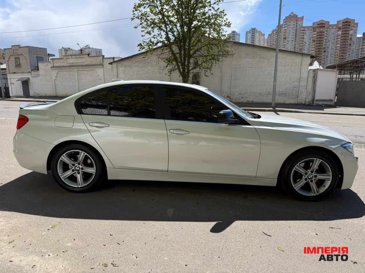 BMW 3 серії - фото 3