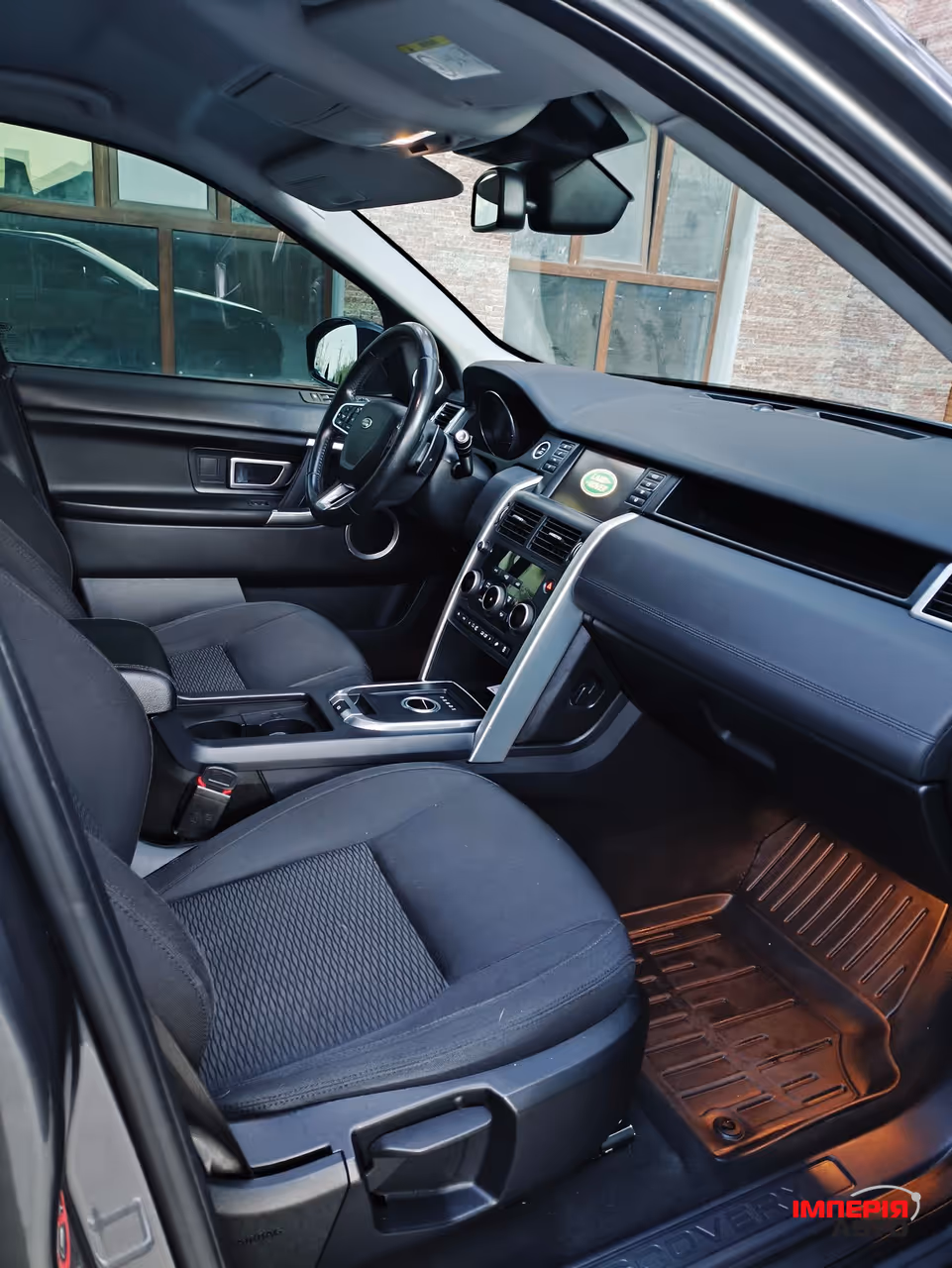 Land Rover Discovery Sport - фото 6